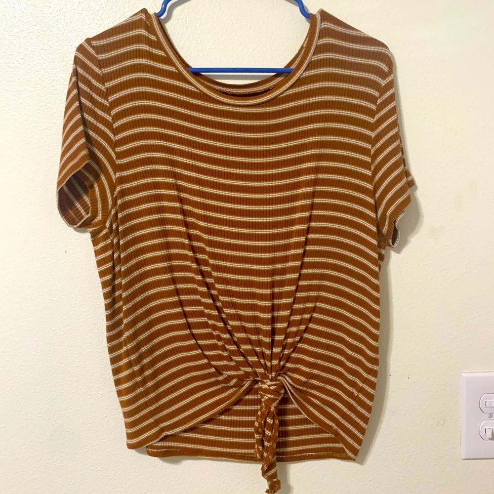 American Eagle Tshirt